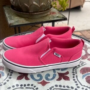 Like New Women’s Size 5 Vans Slip-On Pink shoes